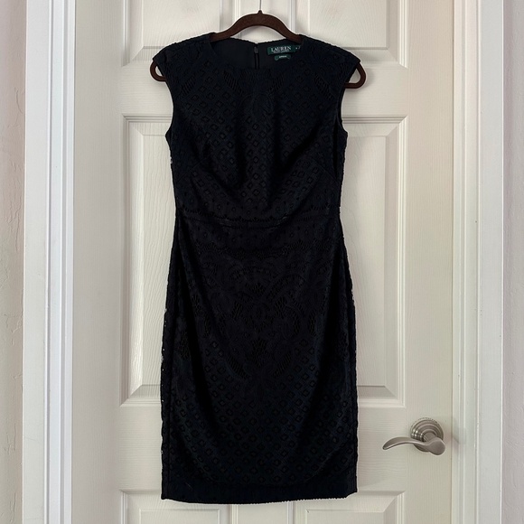 Lauren Ralph Lauren Black Lace Sheath Dress Cap Sleeves Size 0 - Picture 1 of 9
